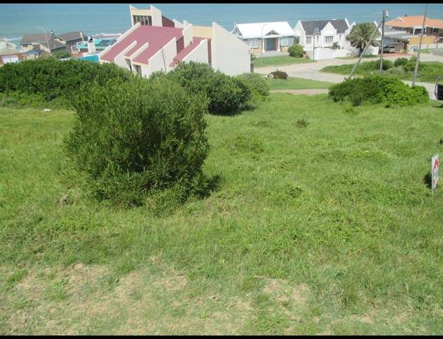 LAND FOR SALE IN DANA BAY